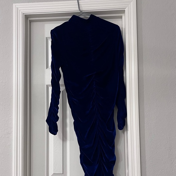 Blue Velvet Long Sleeve Midi Dress - Picture 4 of 5